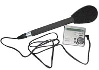 mic plugged into a minidisc